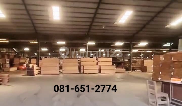 Pabrik Kayu di Gresik