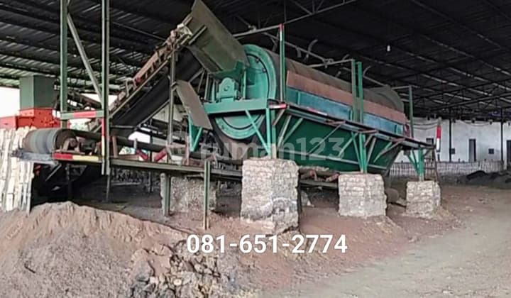 Pabrik di Mantup Lamongan