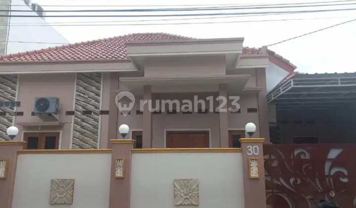 Nice Furnished House in the Middle of Jogja City Near Xt Square