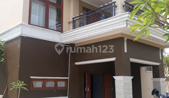 Large House Suitable for Residence or Office Near Yogyakarta City Hall