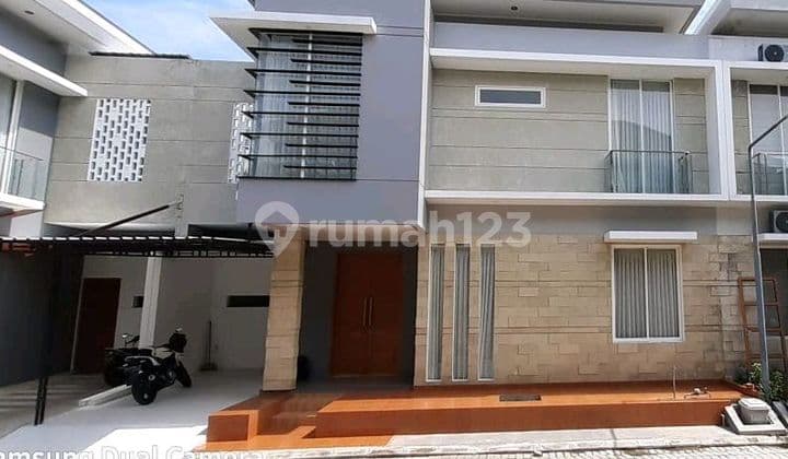 Rumah Dlm Perum Ditengah Kota Jogja Dekat Malioboro