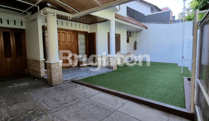 Rumah Terawat 2 Lantai Siap Huni Tebet, Jakarta Selatan