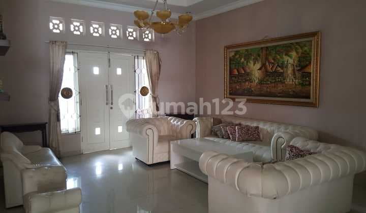 House with Spacious Land in a Serene Environment, Pamulang