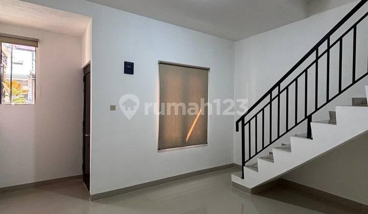 Dijual Rumah Siap Huni 2 Lantai Dekat Universitas Pamulang