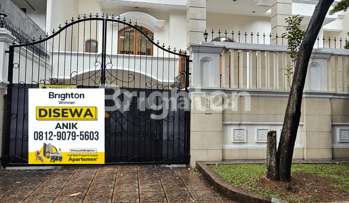 Disewakan Rumah Ekslusif 2 Lantai Di Lingkungan Yang Asri Jakarta Selatan