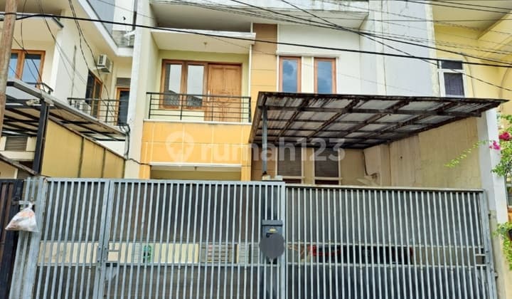 Dijual Rumah Bagus Siap Huni Di Taman Ratu