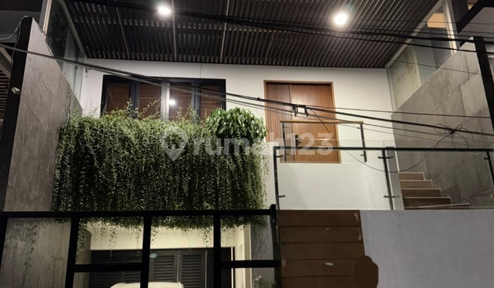 For Sale Nice House Ready to Occupancy Minimalist In Sunrise Garden