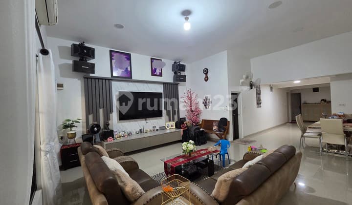 Ready-to-Occupy House for Sale in Jelambar