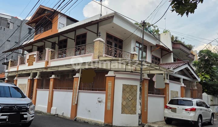 Dijual Rumah Second Siap Huni di Tanjung Duren