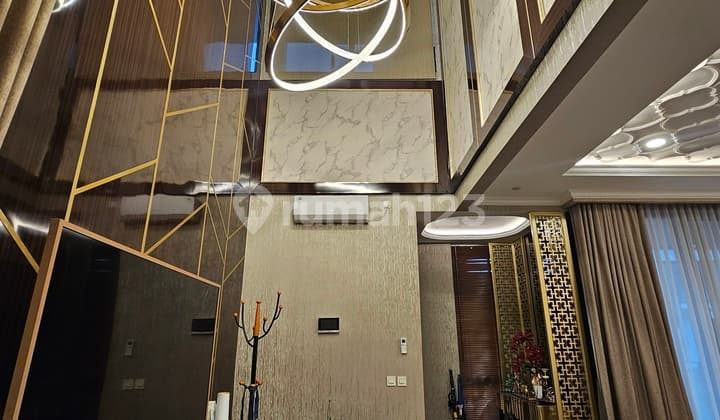 Rumah Mewah Impian Keluarga di Bsd City Sudah Furnished Siap Huni