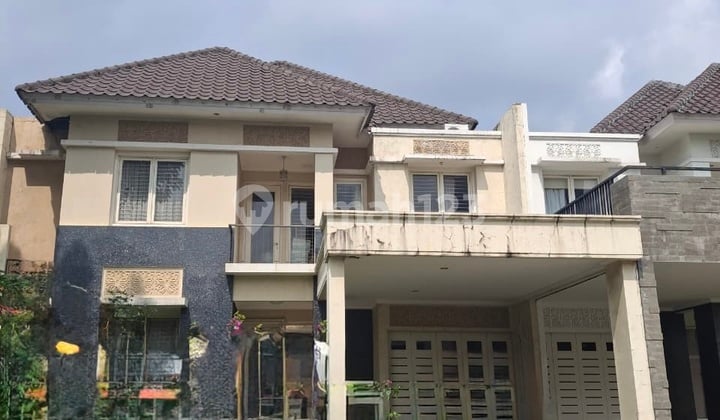 House in Alam Sutera, 2-Story Building, Spacious, Flood-Free Location