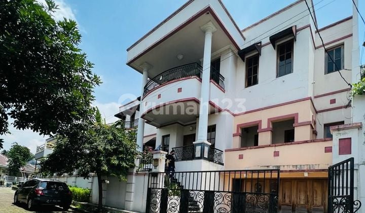Rumah Mewah di Tengah Kota Pusat Perkantoran Jl. A. Yani Bogor