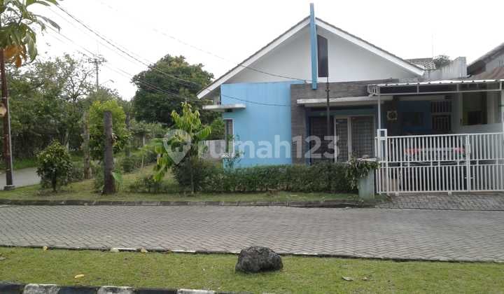 Rumah dekat kampus IPB Pakuan regency Bogor Barat