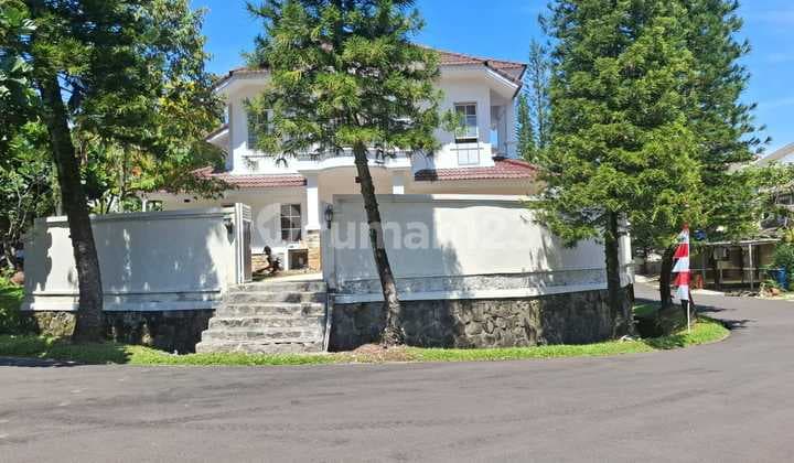 Rumah Cantik Dihook Sentul City Bogor