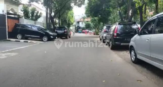 Rumah Tanjung Duren Timur Hitung Tanah Lt300m2 Bonus Bangunan