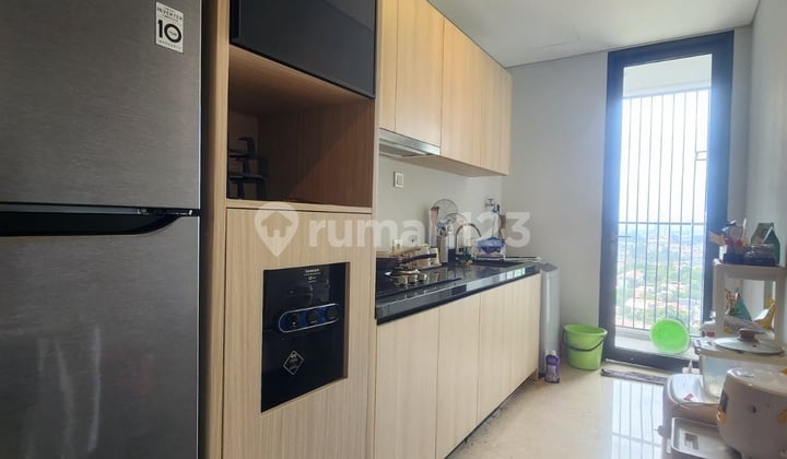 For Sale at a Loss: Southgate Residence Elegance Tower Apartment in South Jakarta
