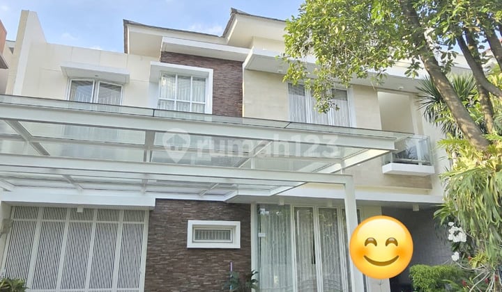 Sewa Rumah Puri Botanical Furnish mewah Rapi Siap Huni Jakbar