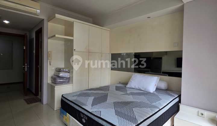 Dijual Cepat Apartemen Royal Mediterania Garden Studio Furnished