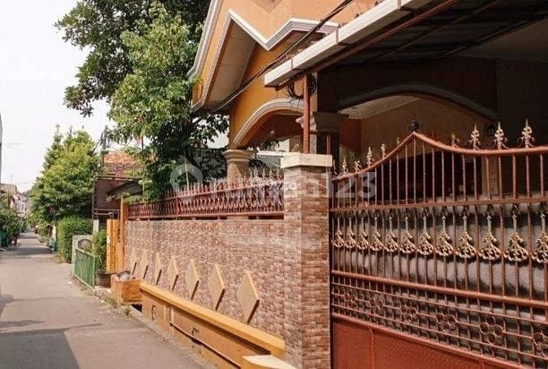 Di Jual Rumah 1 Lantai Lokasi Strategis di Pulo Gebang Jakarta Timur