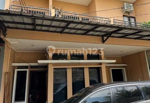 Di Jual Rumah Minimalis 2 Lantai di Ciracas, Jakarta Timur