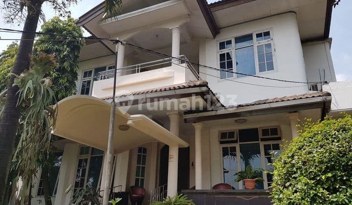 Di Jual Rumah Besar 2 Lantai Lokasi Strategis di Pasar Minggu, Jakarta Selatan