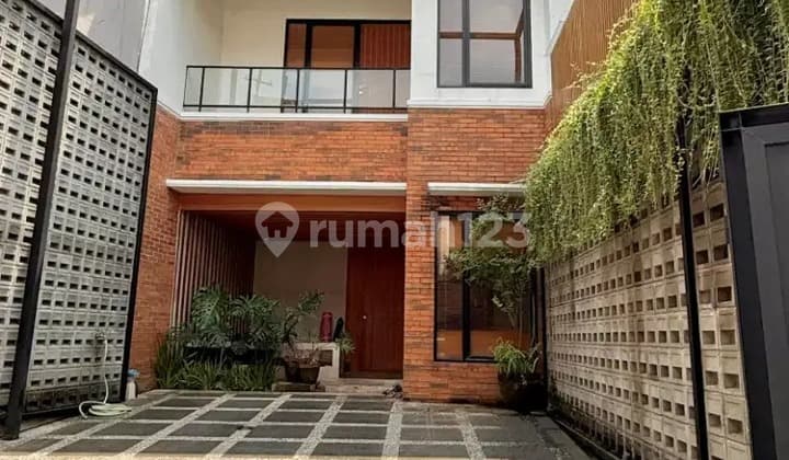 For Sale 2-Story House in a Strategic Location at Pejaten Barat, South Jakarta