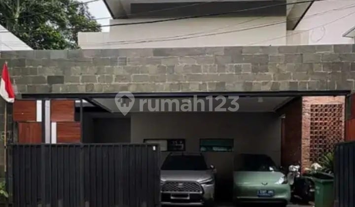 Di Jual Rumah 2 Lantai Lokasi Strategis di Jl Benda, Jagakarsa, Jakarta Selatan