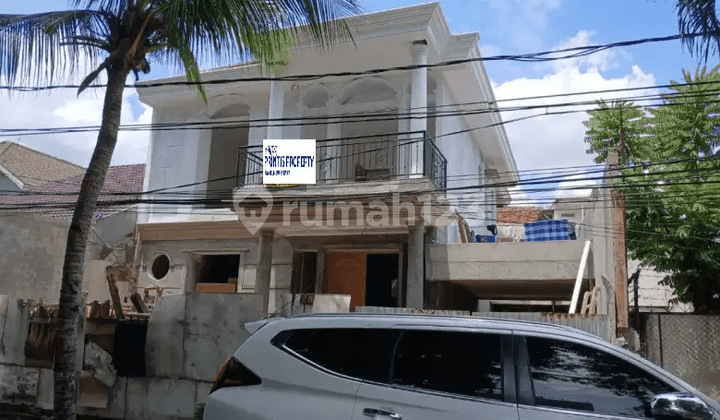 Di Sewakan Rumah Baru Lux 2 Lantai di Setiabudi, Jakarta Selatan
