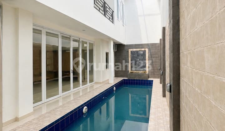 Selling a 2-Storey House, Freehold Title, Fully Furnished in Residence One BSD