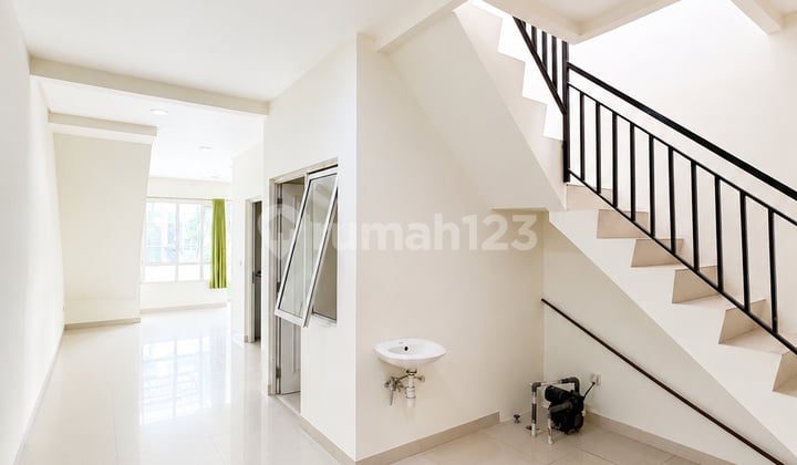 House for Rent 2 Floors, Fully Built at Residence One BSD