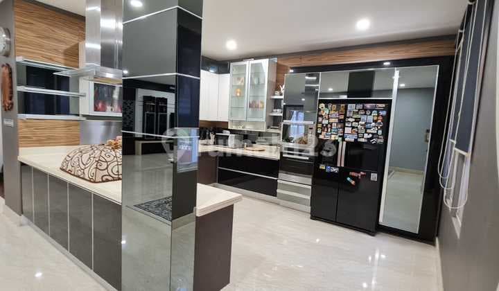 Rumah Mewah Minimalis Modern Full Furnished Cluster Akasia Pik.