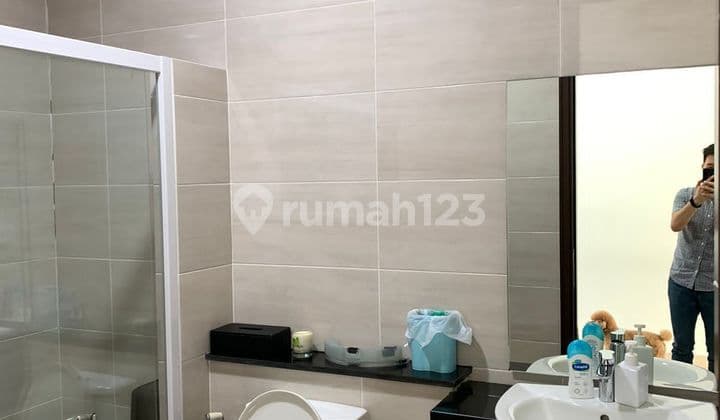 Rumah Golf Island PIK uk.10x25 Bagus Siap Huni