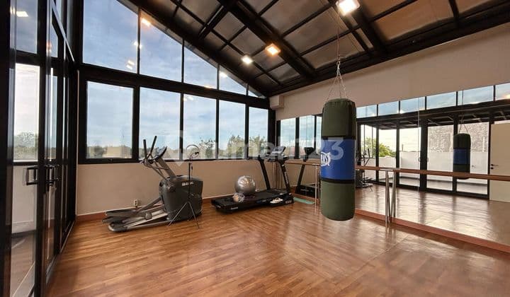 Rumah Mewah Bgm Pik View Laut Bangunan Kontraktor