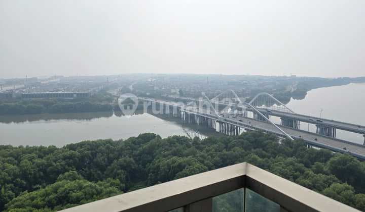 Apartemen Gold Coast Sea View 2 Bed Balkon Keliling Furnish Mewah