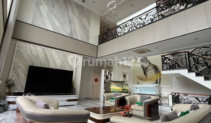 Dijual Rumah Pik Bangunan Mandiri Siap Huni 3Lantai