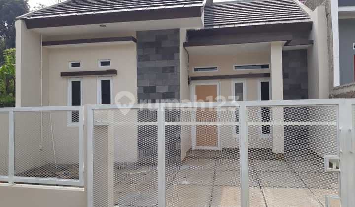 Rumah SHM Bagus di Cipageran Siap Huni Sejuk
