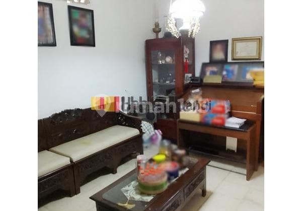 Rumah di Taman Wologito Semarang