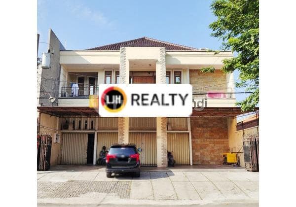 Office in Mayjend Sutoyo Semarang