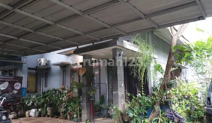 Dijual Rumah Harga Hitung Tanah di Jl. Puspenmas Jagakarsa Jakarta Selatan