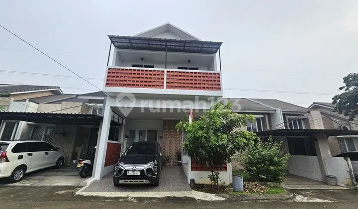 Dijual Rumah Cantik 2 Lantai SHM Bukit Dago