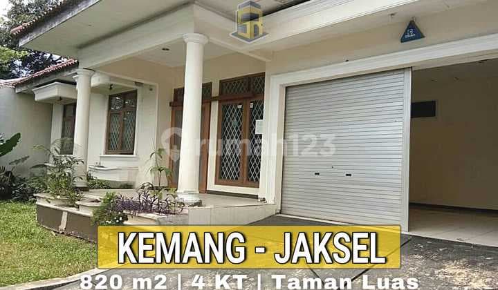 Rumah Luas, Tanah Luas, Ada Swimming Pool di Jakarta Selatan