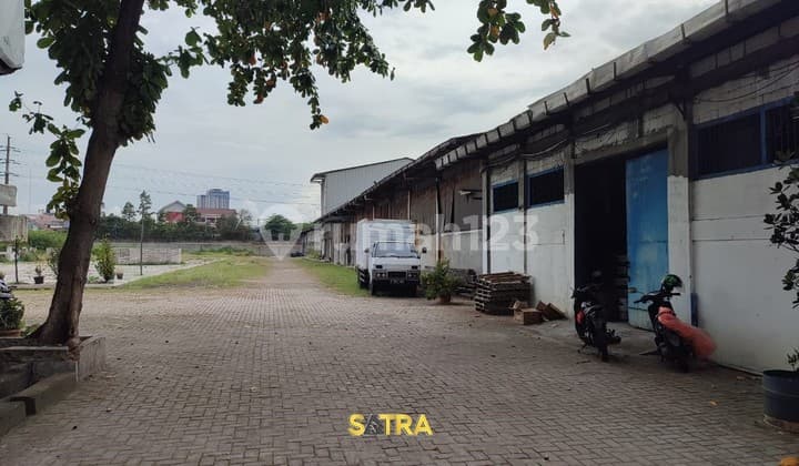 Tanah Komersial di Jalan Raya Daan Mogot Siap Olah, Strategis