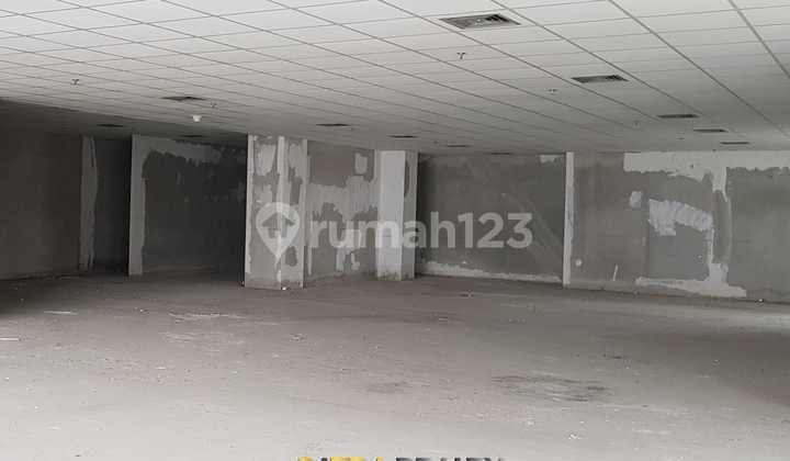 The H Tower Office Space in Rasuna Said, Ceiling Already Neat