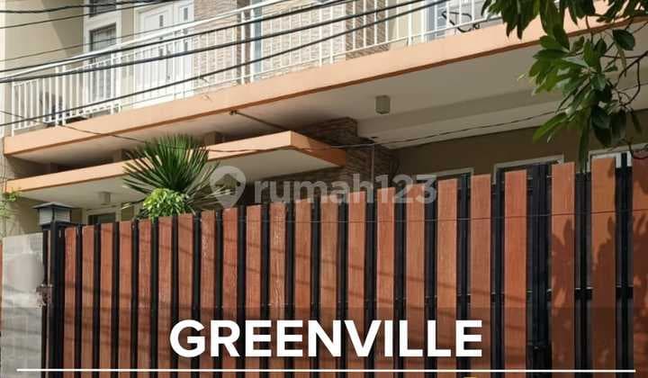Beautiful House in Green Ville West Jakarta, close to culinary and other commercial centers