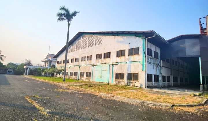 Warehouse and Factory in Jatiuwung Tangerang with 40 Feet Container Access