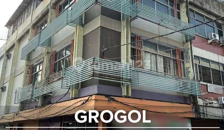 Corner Shop House Grogol Strategic Location Near Toll Gate