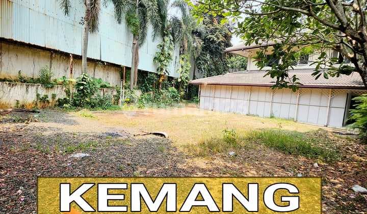 Tanah Dengan Lokasi Terbaik di Kemang, Siap Transaksi