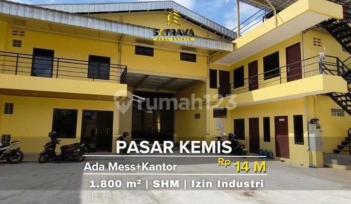 Gudang dan Kantor Pasar Kemis Izin Industri Lebar Muka 18 Meter