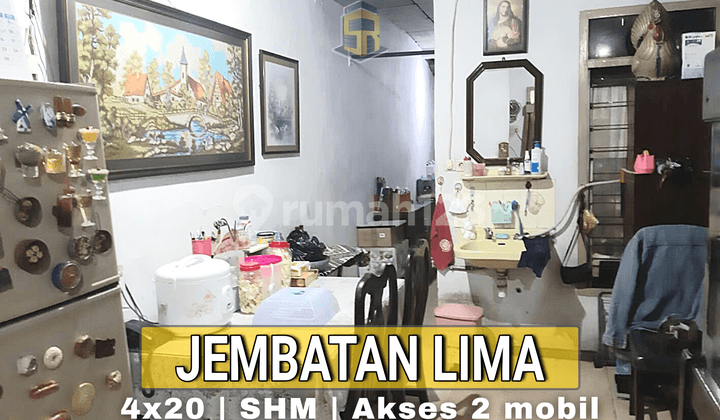 Shop House in Jembatan Lima Suitable for Expeditions, Restaurants, Warehouses