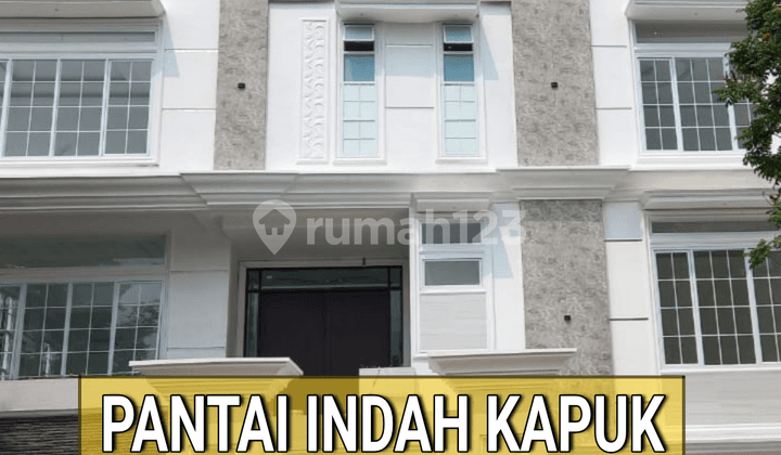 Rumah Baru Inc Lift, Bathtub Dan Pool di Pantai Indah Kapuk